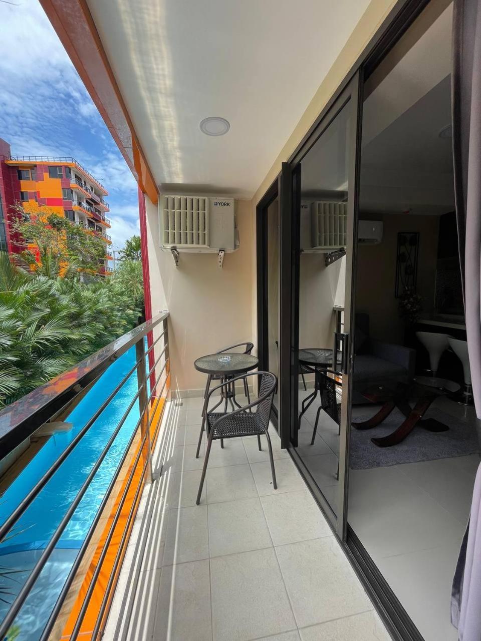 Naiharn Pearl Condo Hotel By Villacarte Nai Harn Room photo