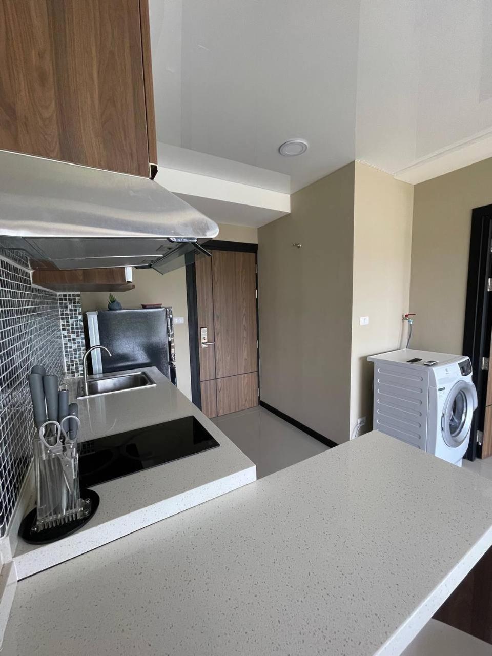 Naiharn Pearl Condo Hotel By Villacarte Nai Harn Room photo